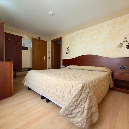 Hotel Dama Bianca فالتورنيتش المظهر الخارجي الصورة