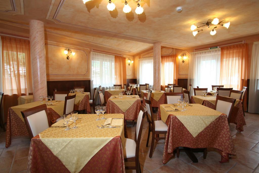 Hotel Dama Bianca فالتورنيتش المظهر الخارجي الصورة