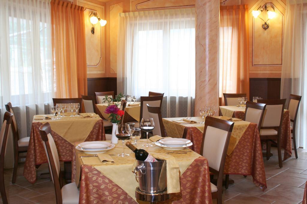 Hotel Dama Bianca فالتورنيتش المظهر الخارجي الصورة